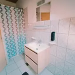 Rozsa Apartment