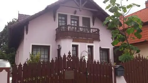 Rozsa Appartement